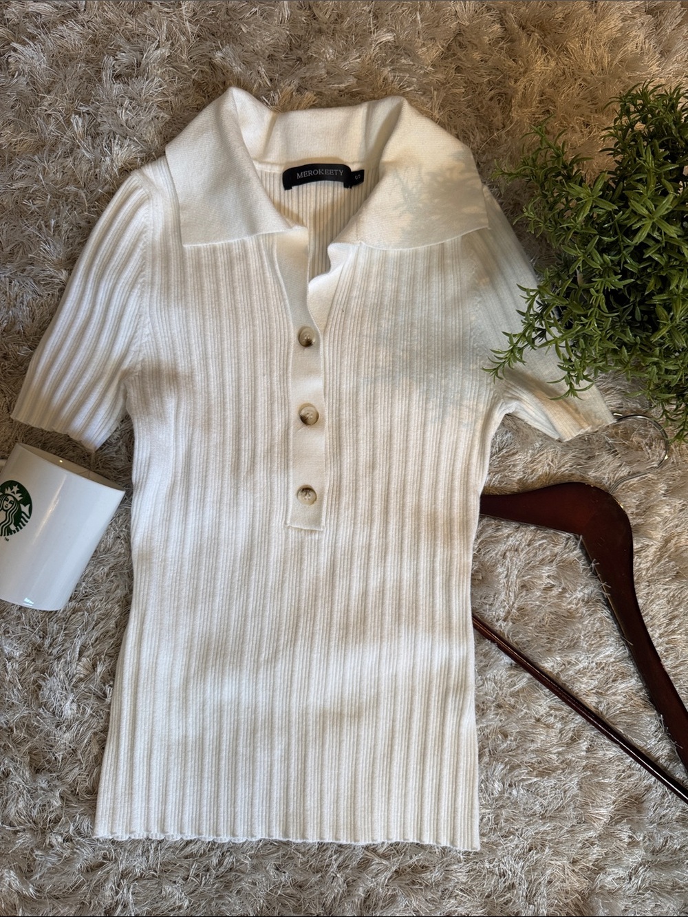 Merokeety Ribbed Knit Polo Top White Tortoise Buttons Small
